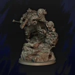 Rey enano en ariete de guerra